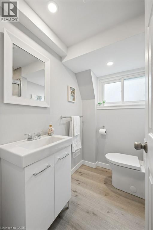 522 GLENDENE Crescent, Waterloo, Ontario, N2L4P4 — Photo 33