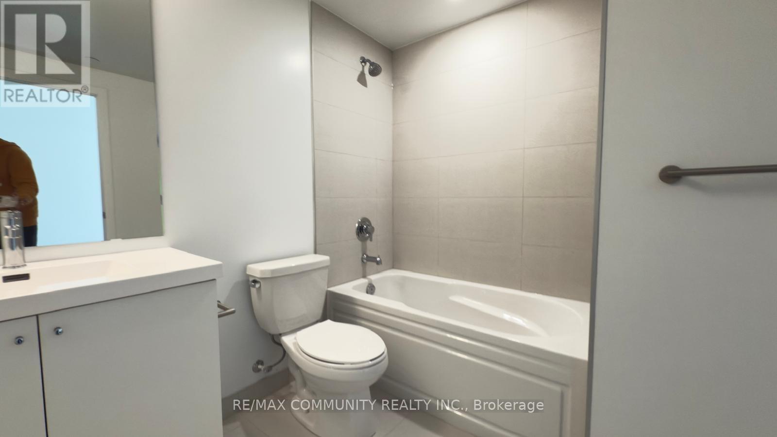 319 - 2545 SIMCOE STREET N, Oshawa (Windfields), Ontario, L1L0W3 — Photo 12