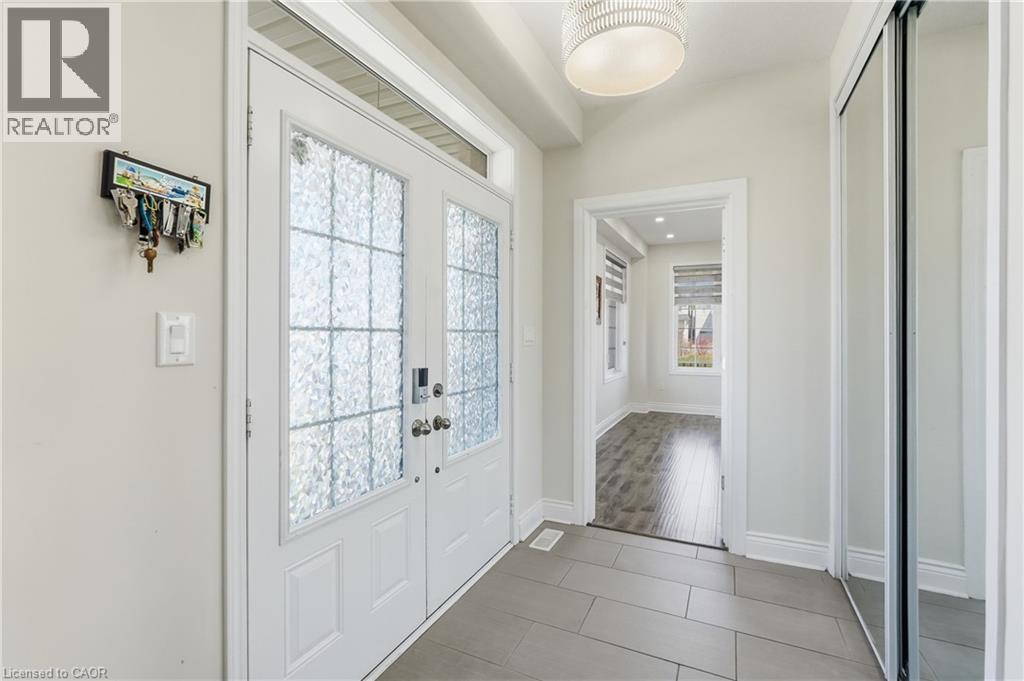 57 THOMPSON Road, Caledonia, Ontario, N3W0B7 — Photo 4