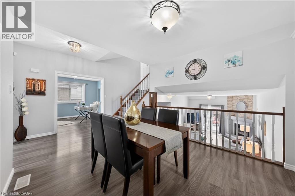 102 NATHAN Court, Cambridge, Ontario, N1P1C1 — Photo 15