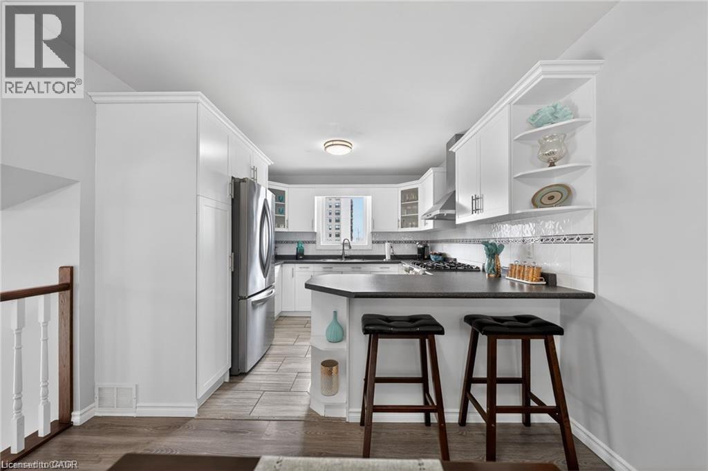 102 NATHAN Court, Cambridge, Ontario, N1P1C1 — Photo 16