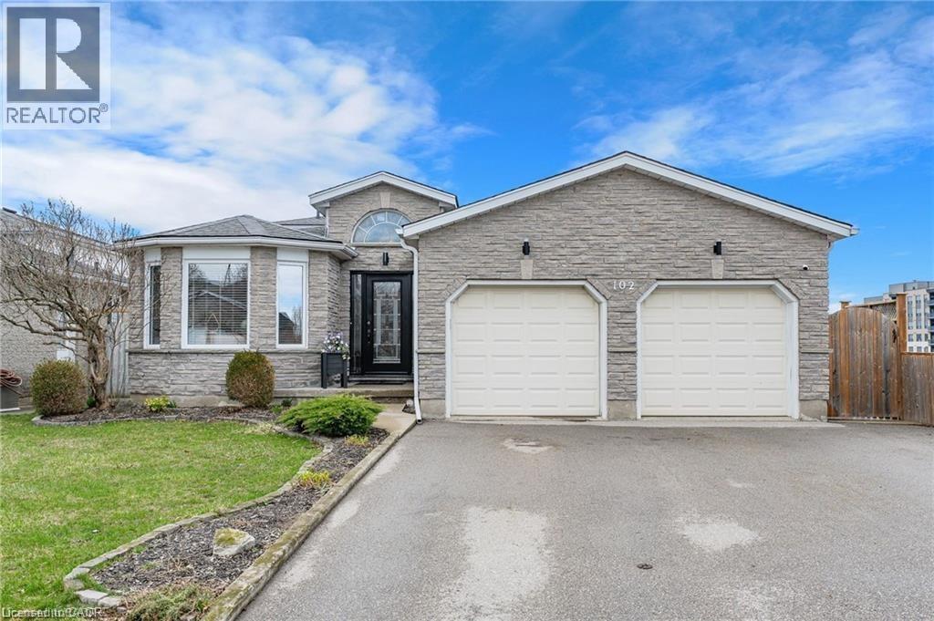 102 NATHAN Court, Cambridge, Ontario, N1P1C1 — Photo 2