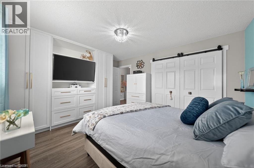 102 NATHAN Court, Cambridge, Ontario, N1P1C1 — Photo 22