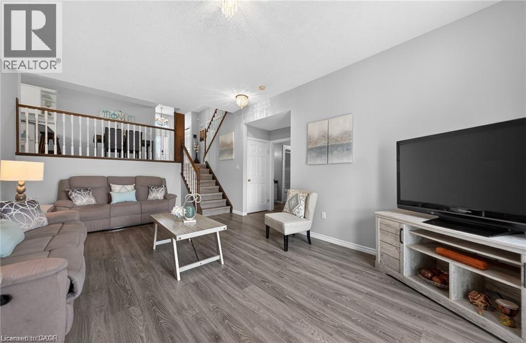 102 NATHAN Court, Cambridge, Ontario, N1P1C1 — Photo 31