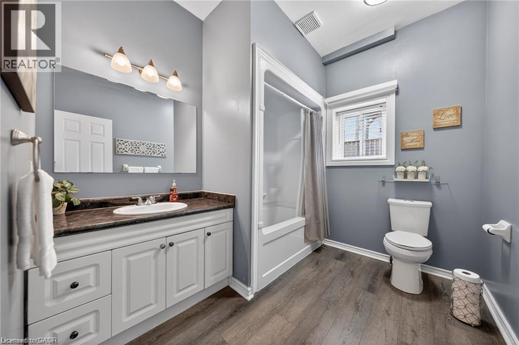 102 NATHAN Court, Cambridge, Ontario, N1P1C1 — Photo 33