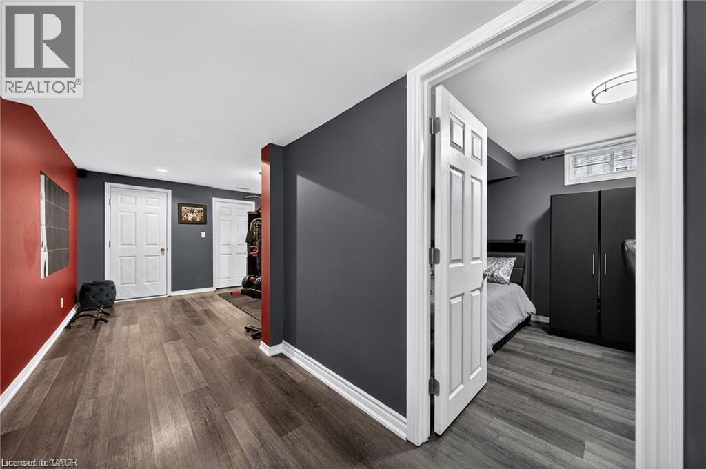 102 NATHAN Court, Cambridge, Ontario, N1P1C1 — Photo 35