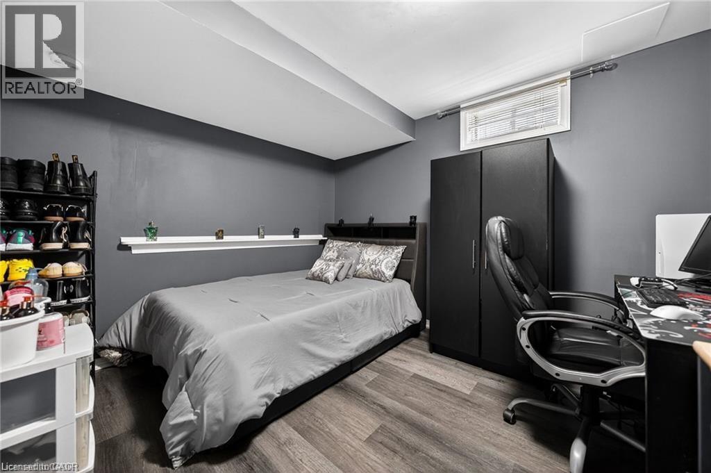 102 NATHAN Court, Cambridge, Ontario, N1P1C1 — Photo 38