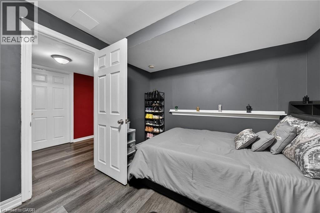 102 NATHAN Court, Cambridge, Ontario, N1P1C1 — Photo 39