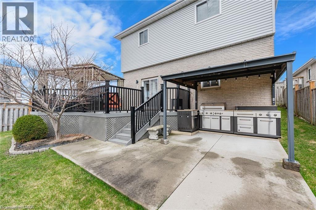 102 NATHAN Court, Cambridge, Ontario, N1P1C1 — Photo 43