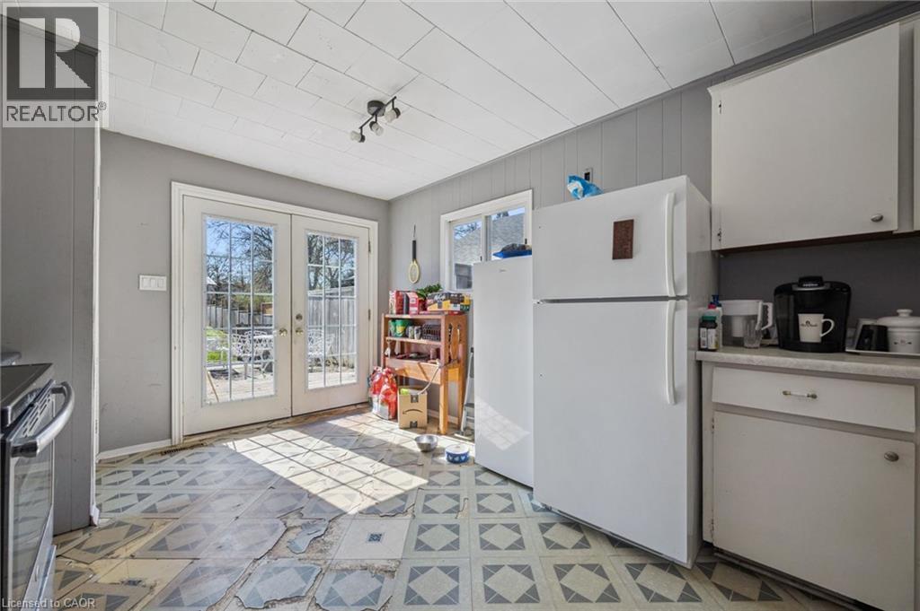 115 ALLEN Street E, Waterloo, Ontario, N2J1J5 — Photo 13