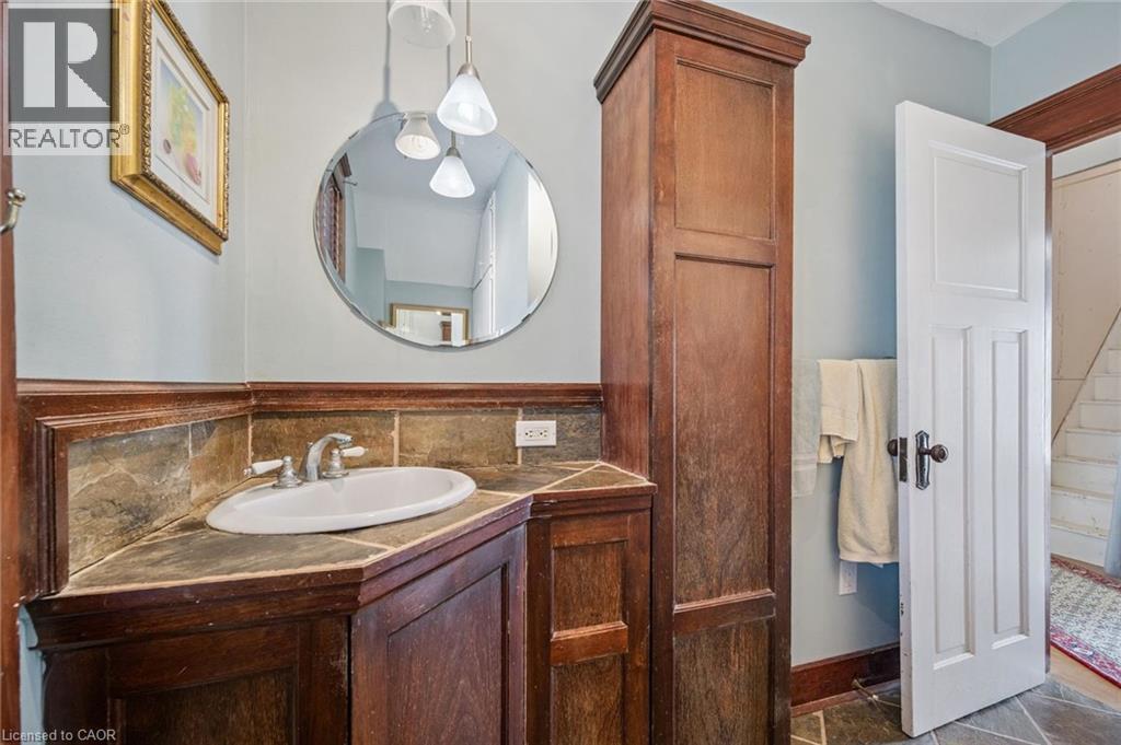 115 ALLEN Street E, Waterloo, Ontario, N2J1J5 — Photo 19