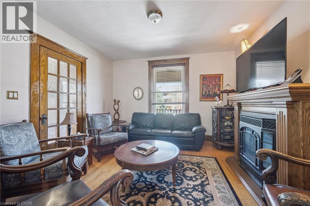 115 ALLEN Street E, Waterloo, Ontario, N2J1J5 — Photo 9