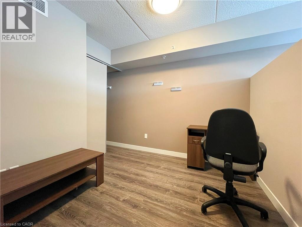 308 LESTER Street Unit# 501, Waterloo, Ontario, N2L3W7 — Photo 10