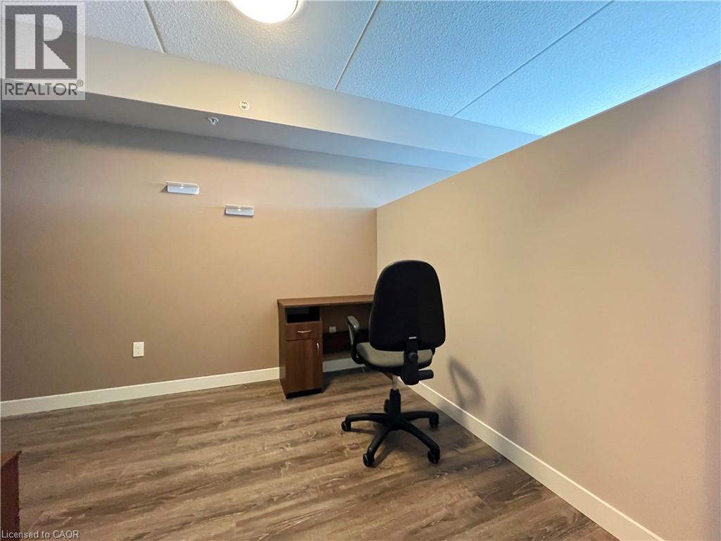 308 LESTER Street Unit# 501, Waterloo, Ontario, N2L3W7 — Photo 11