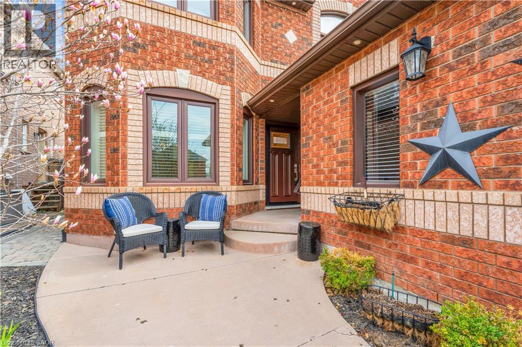 48 CHESTER Crescent, Georgetown, Ontario, L7G5W5 — Photo 4