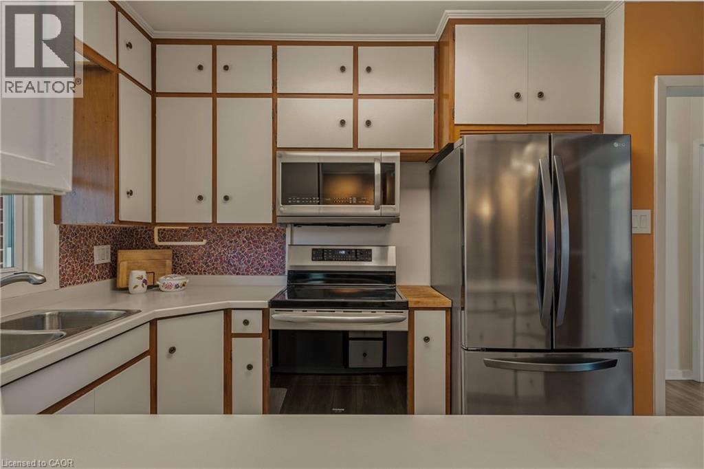 88 BERTRAM Drive, Dundas, Ontario, L9H4T7 — Photo 9