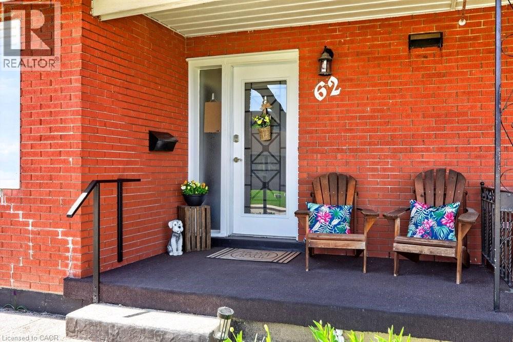 62 PALMER Road, Hamilton, Ontario, L8T3E8 — Photo 4