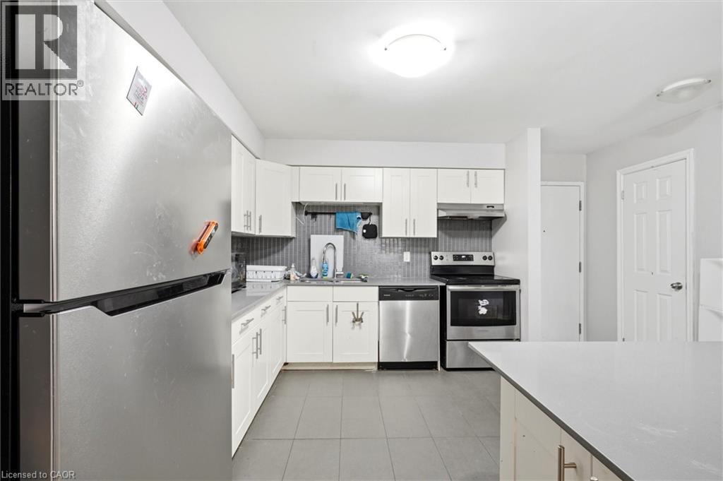 508 QUIET Place Unit# 4, Waterloo, Ontario, N2L5A3 — Photo 5