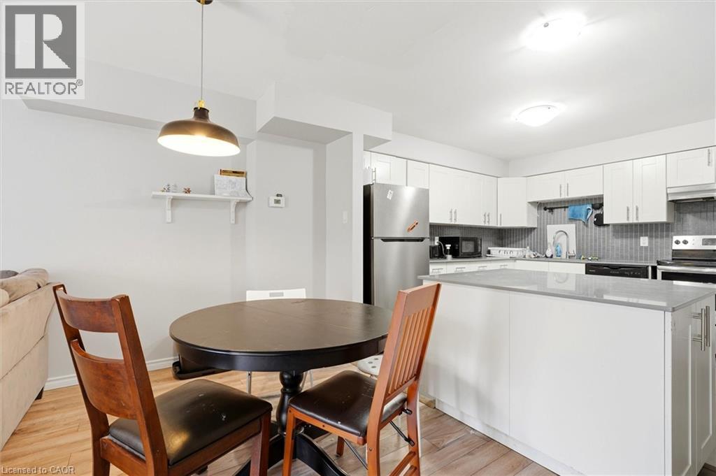 508 QUIET Place Unit# 4, Waterloo, Ontario, N2L5A3 — Photo 8