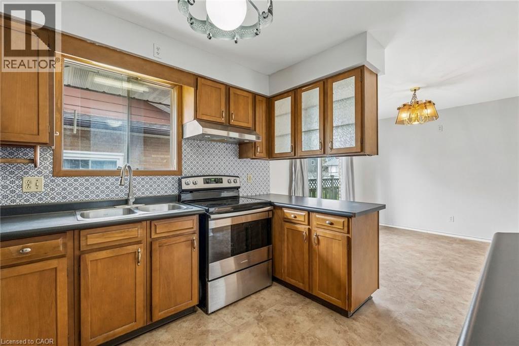 29 HEATHER Court, Welland, Ontario, L3C4P8 — Photo 5