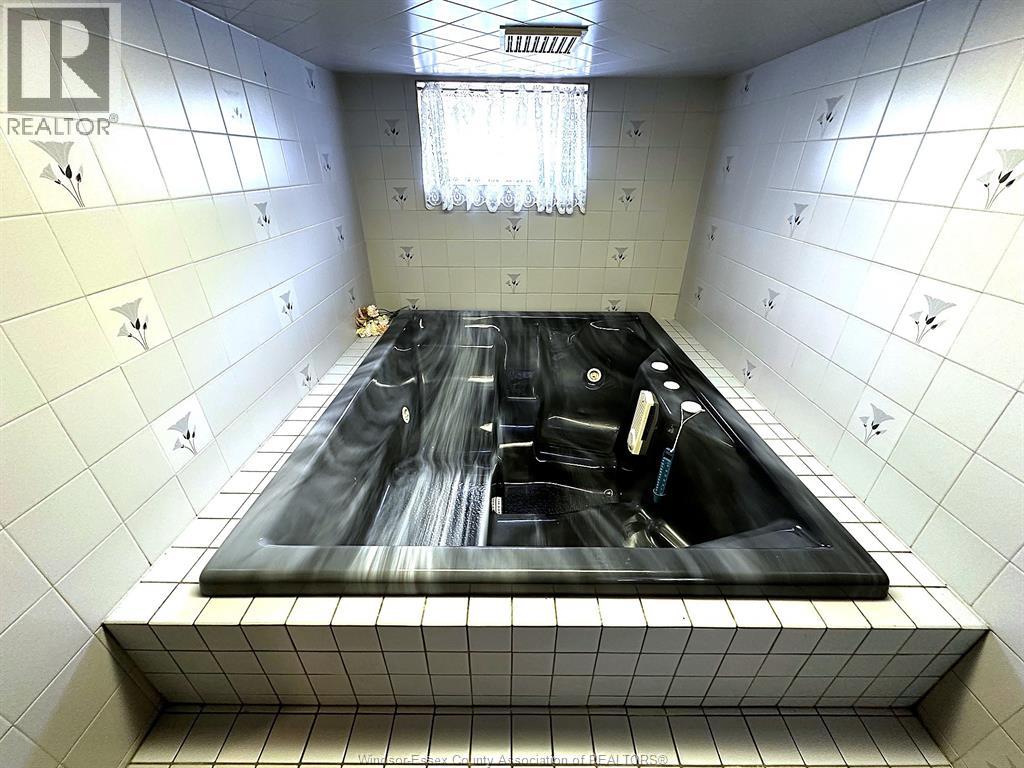 1310 Bruce, Windsor, Ontario, N8X1X3 — Photo 23