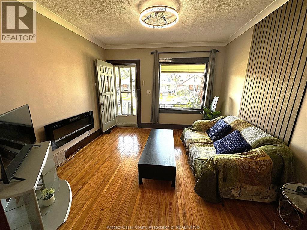 1310 Bruce, Windsor, Ontario, N8X1X3 — Photo 5