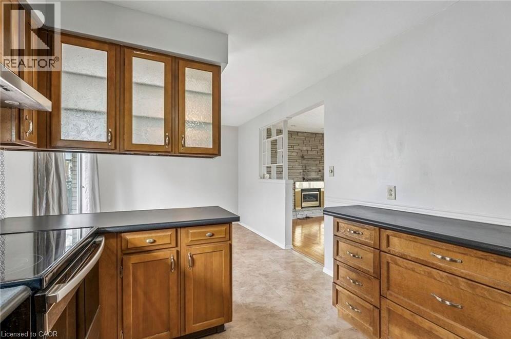 29 HEATHER Court, Welland, Ontario, L3C4P8 — Photo 6