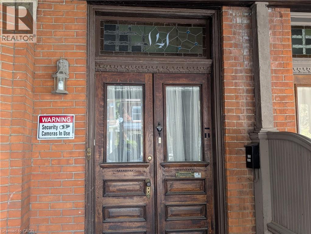 141 BOLD Street Unit# 2, Hamilton, Ontario, L8P1T9 — Photo 2