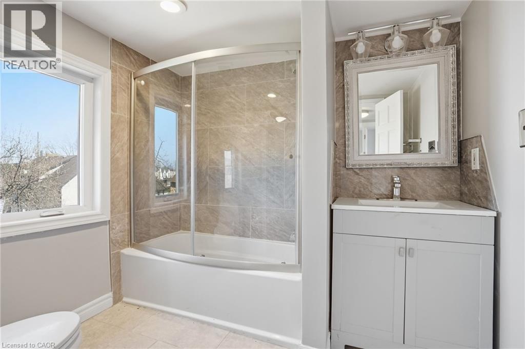 687 UPPER JAMES Street, Hamilton, Ontario, L9C2Z4 — Photo 21