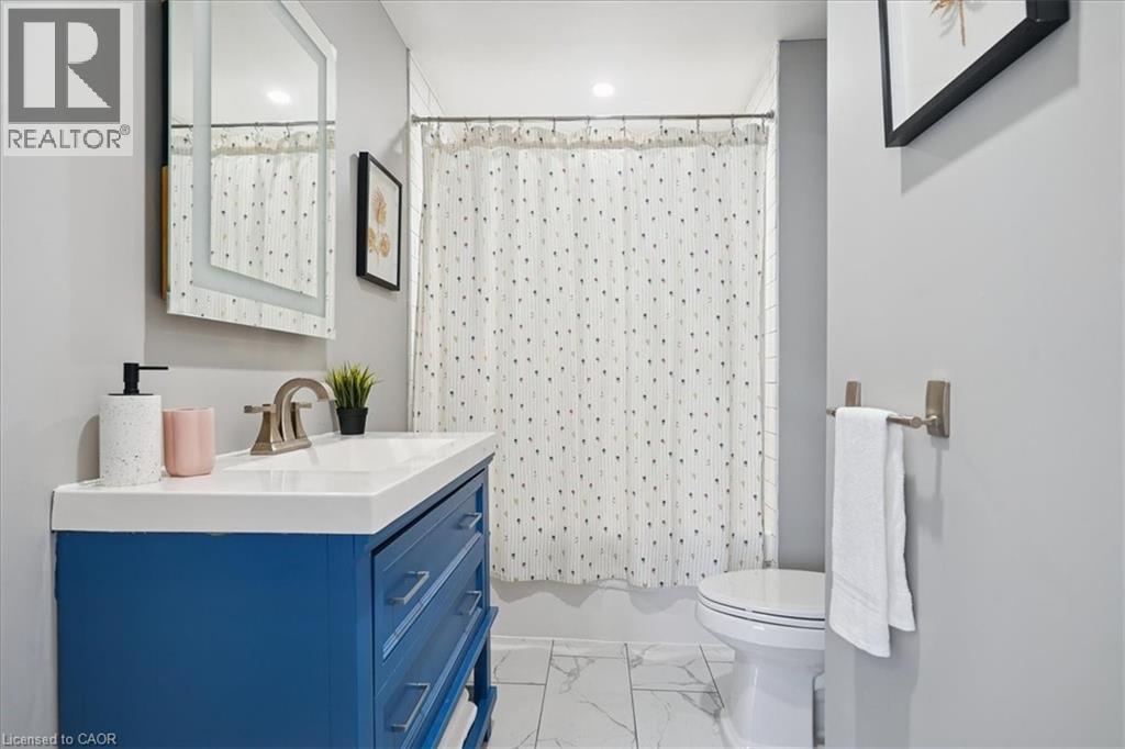 32 ALLAN Avenue, Hamilton, Ontario, L8H2C9 — Photo 26