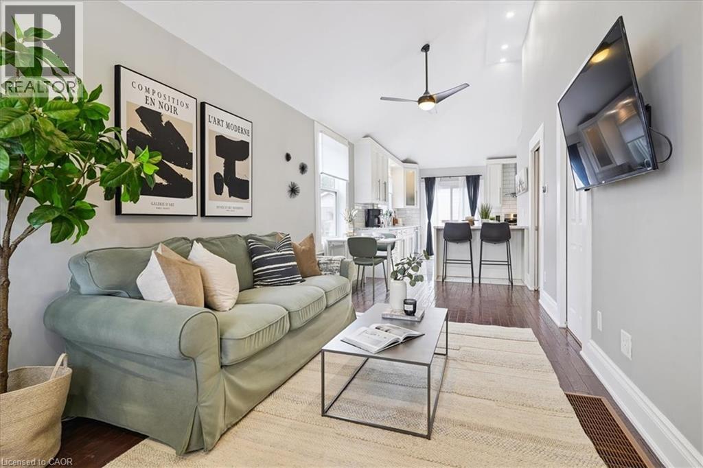 32 ALLAN Avenue, Hamilton, Ontario, L8H2C9 — Photo 6