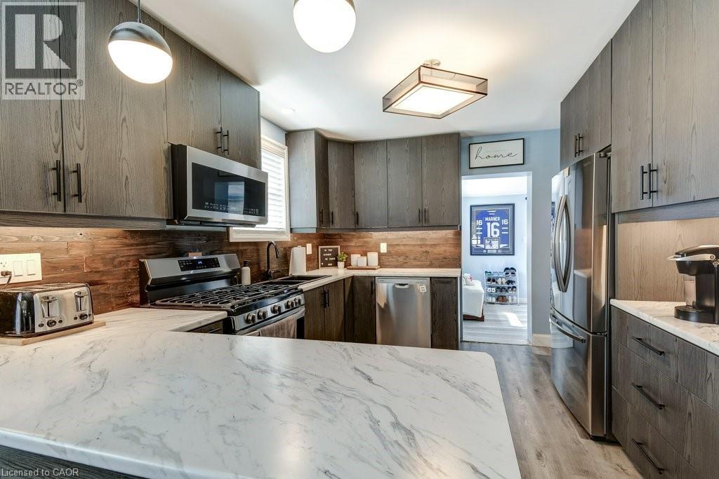 30 EAST 15TH Street, Hamilton, Ontario, L9A4E7 — Photo 13