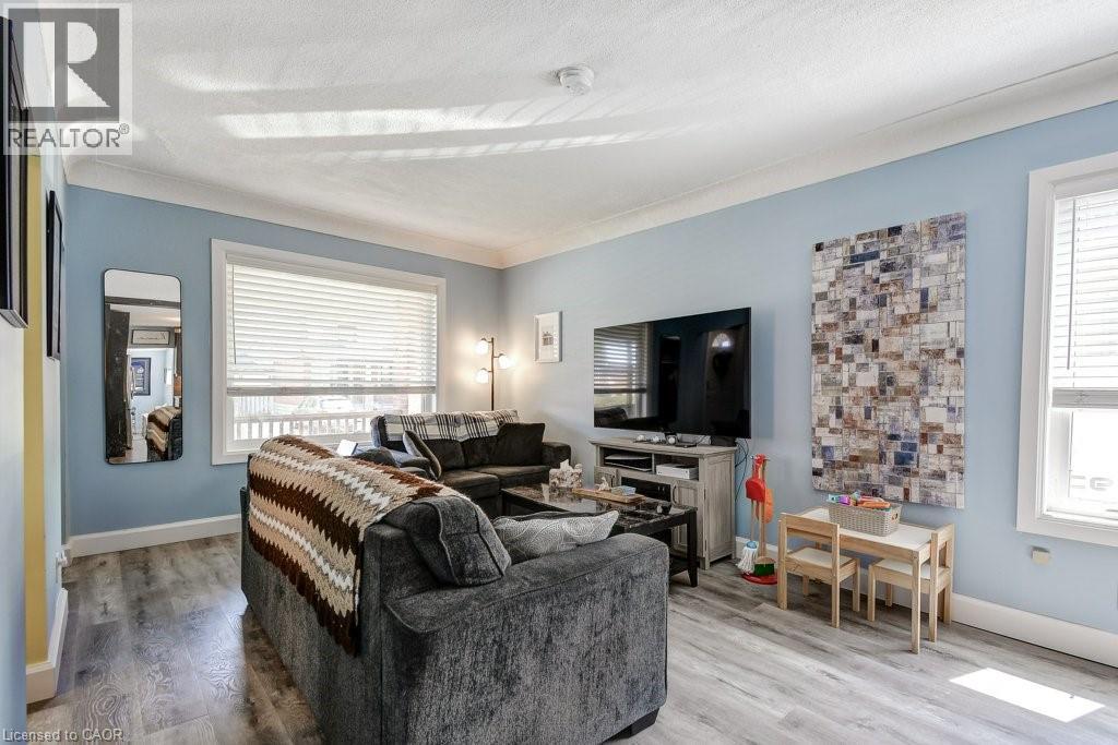 30 EAST 15TH Street, Hamilton, Ontario, L9A4E7 — Photo 7