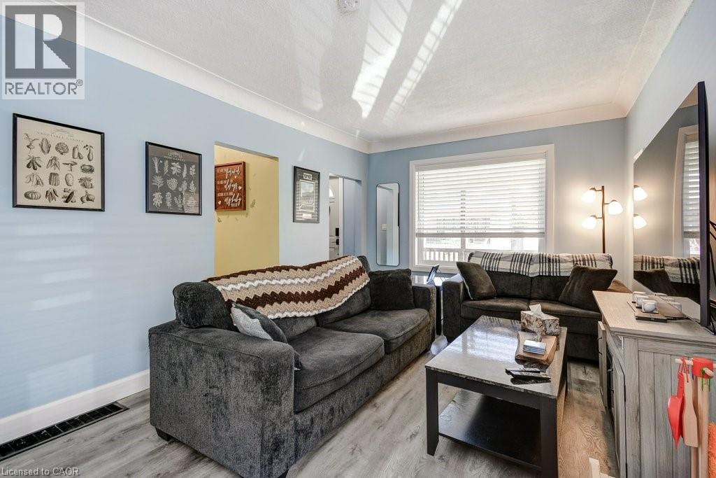 30 EAST 15TH Street, Hamilton, Ontario, L9A4E7 — Photo 8