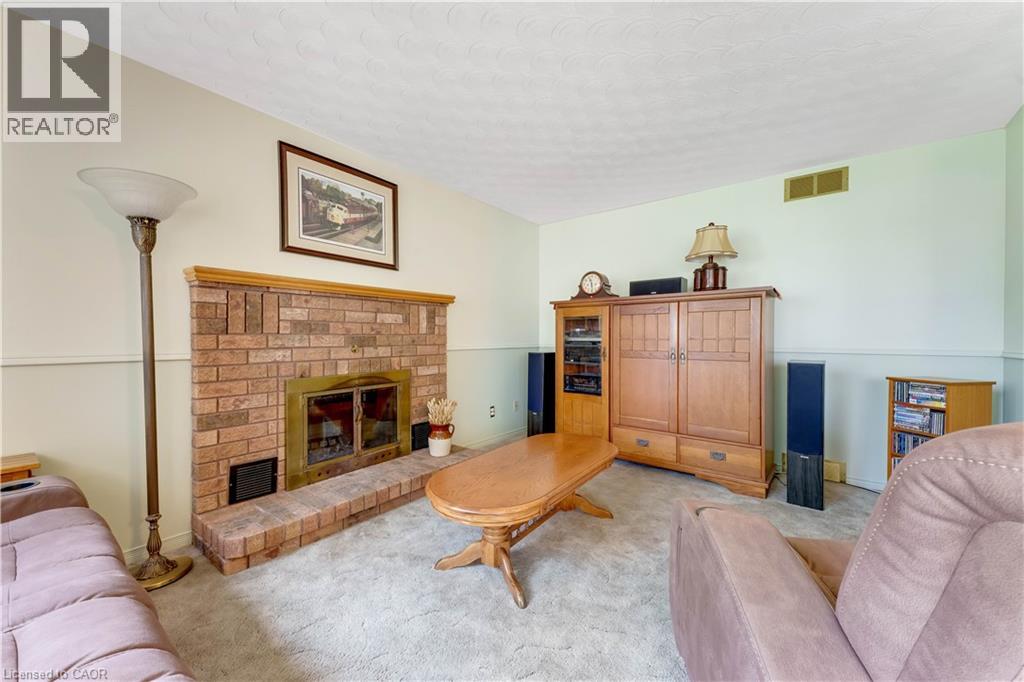 11 DARLINGTON Place, Kitchener, Ontario, N2A3M3 — Photo 16