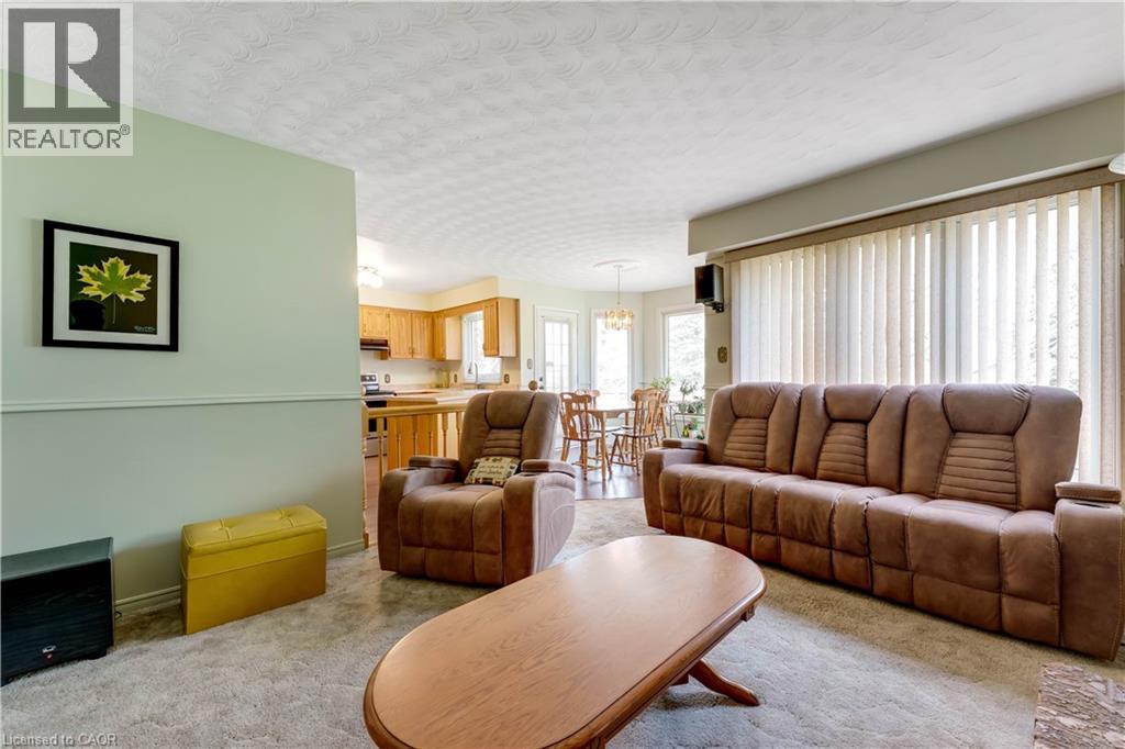 11 DARLINGTON Place, Kitchener, Ontario, N2A3M3 — Photo 17