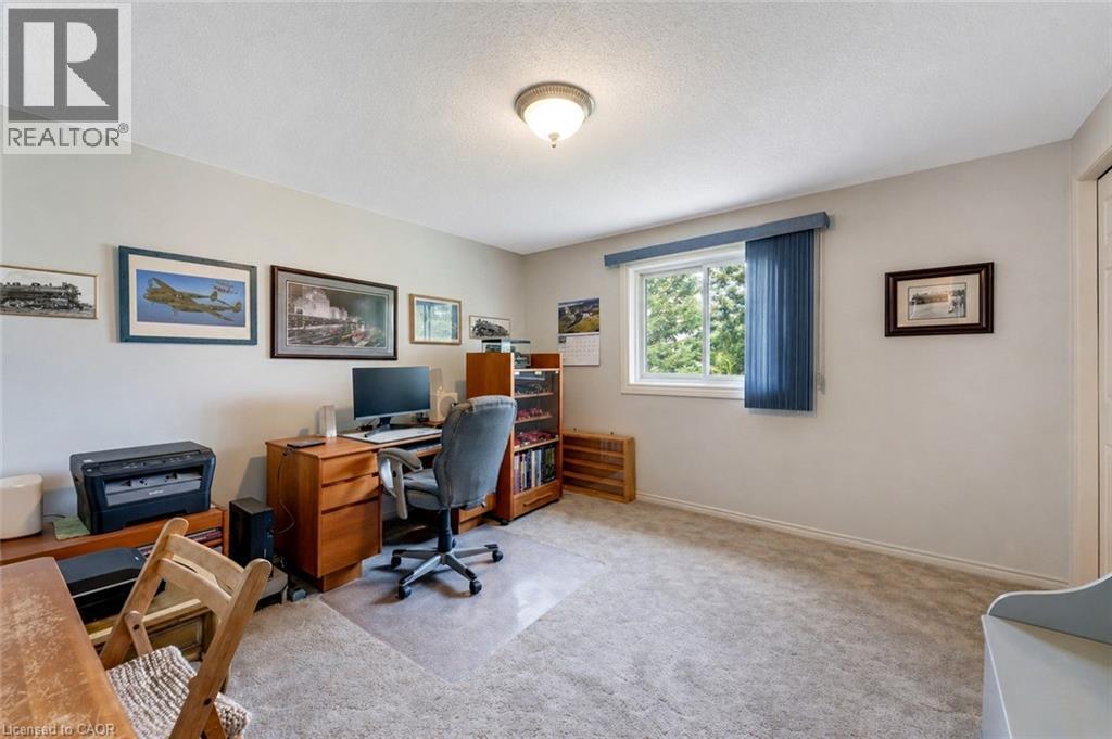 11 DARLINGTON Place, Kitchener, Ontario, N2A3M3 — Photo 33