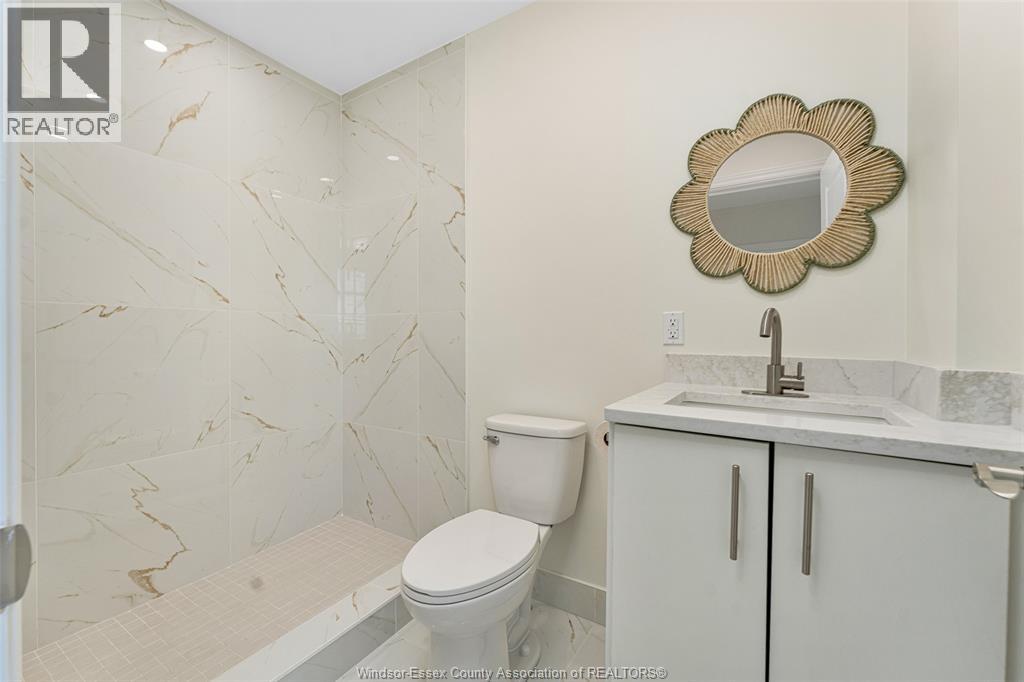 1092 ST. LUKE, Windsor, Ontario, N8Y3M8 — Photo 8