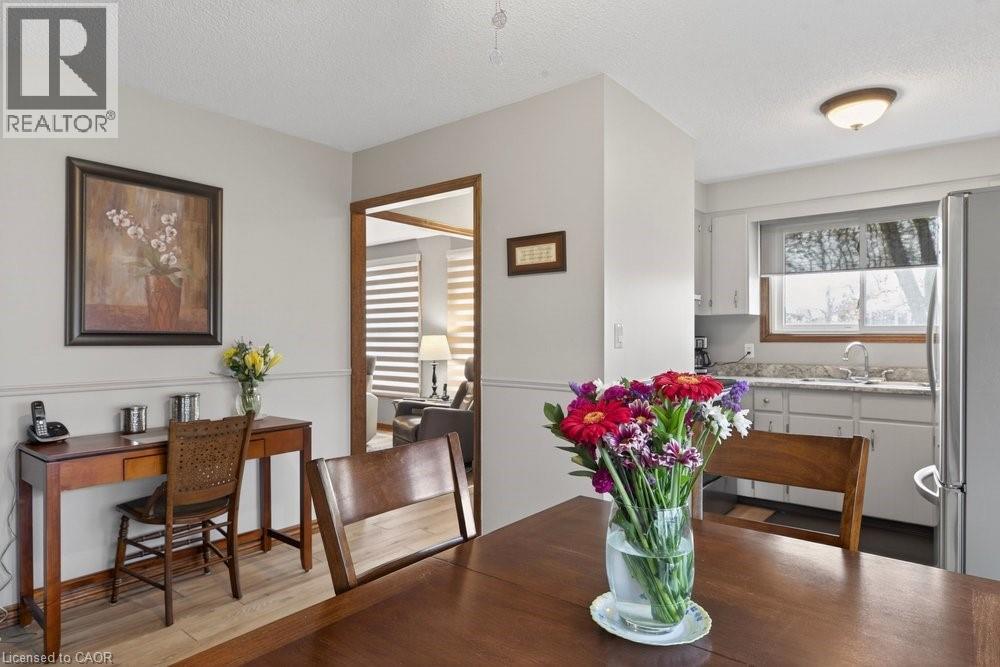 39 CEDARDALE Avenue, St. Catharines, Ontario, L2P1B4 — Photo 8