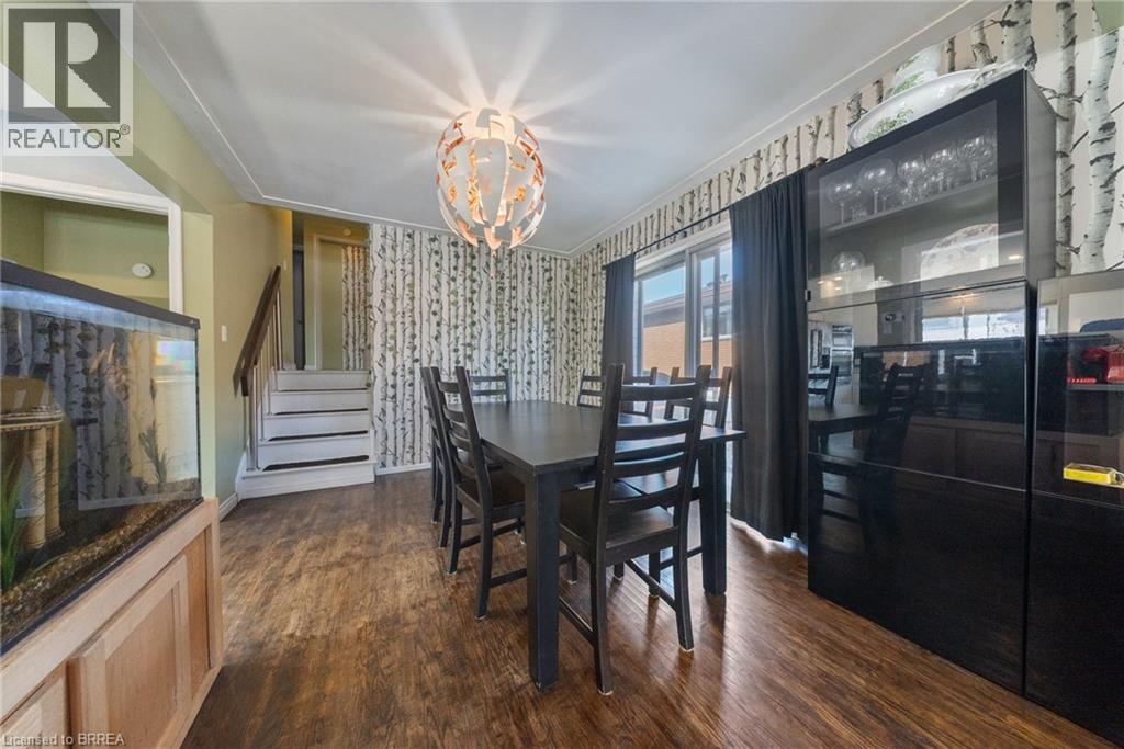 330 EAST 18TH Street, Hamilton, Ontario, L9A4P8 — Photo 6
