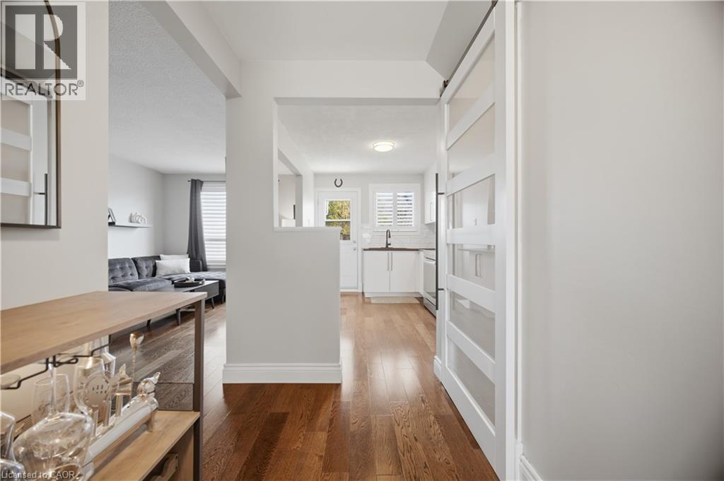 1350 LIMERIDGE Road E Unit# 68, Hamilton, Ontario, L8W1L6 — Photo 3