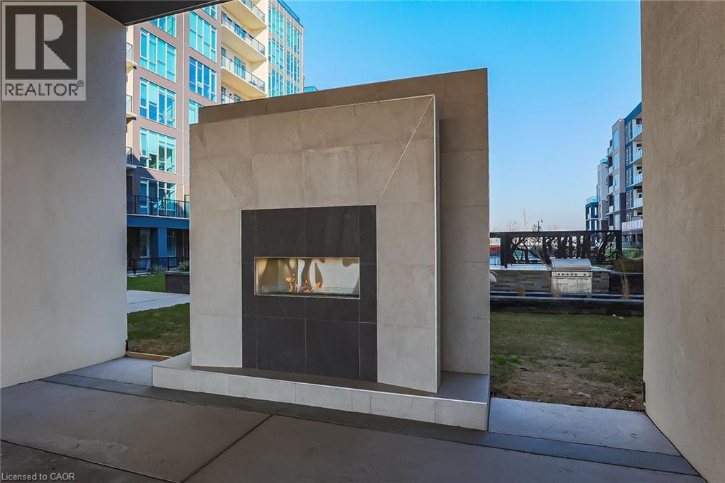 16 CONCORD Place Unit# 431, Grimsby, Ontario, L3M0J1 — Photo 4