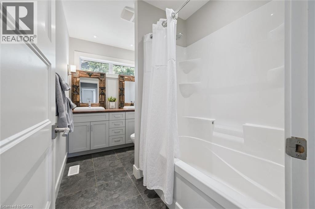 33 ABERDEEN Road N, Cambridge, Ontario, N1S2X1 — Photo 31