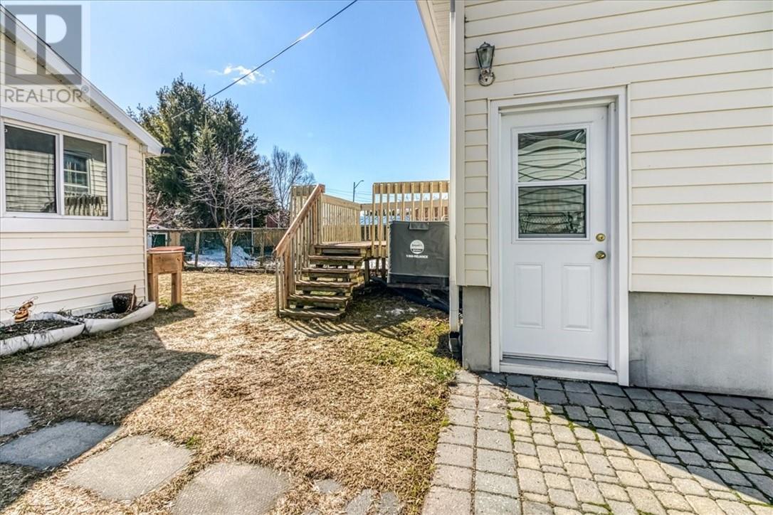 178 Walter Avenue, Sudbury, Ontario, P3C3B4 — Photo 3