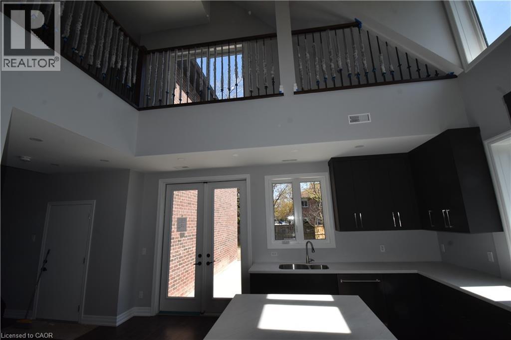 1294 CORIC Avenue Unit# 1, Burlington, Ontario, L7R3S3 — Photo 11