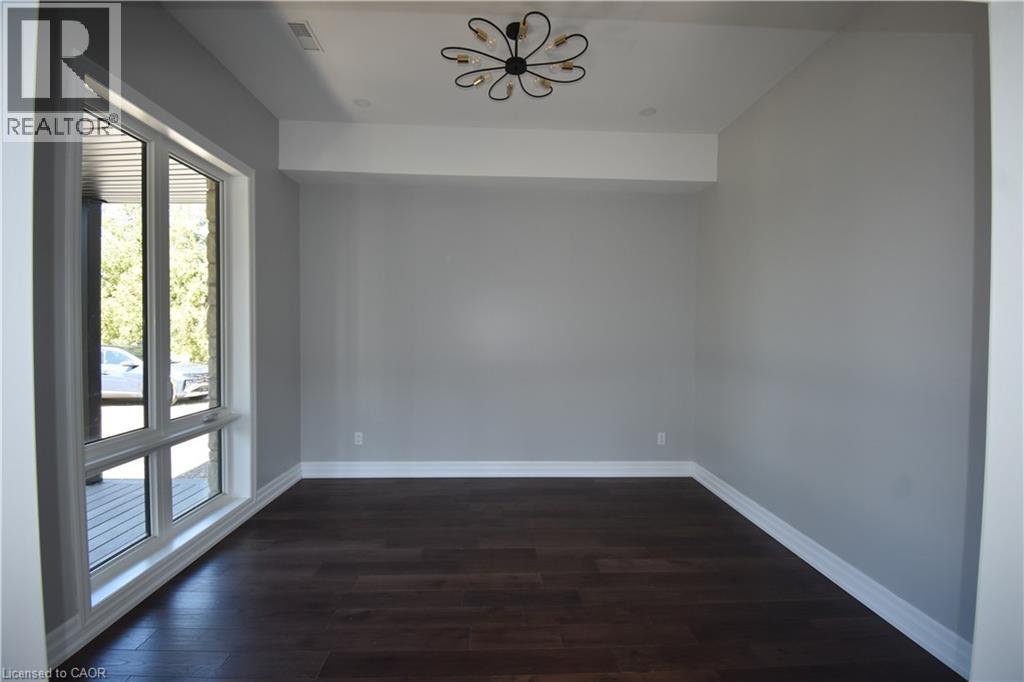 1294 CORIC Avenue Unit# 1, Burlington, Ontario, L7R3S3 — Photo 13