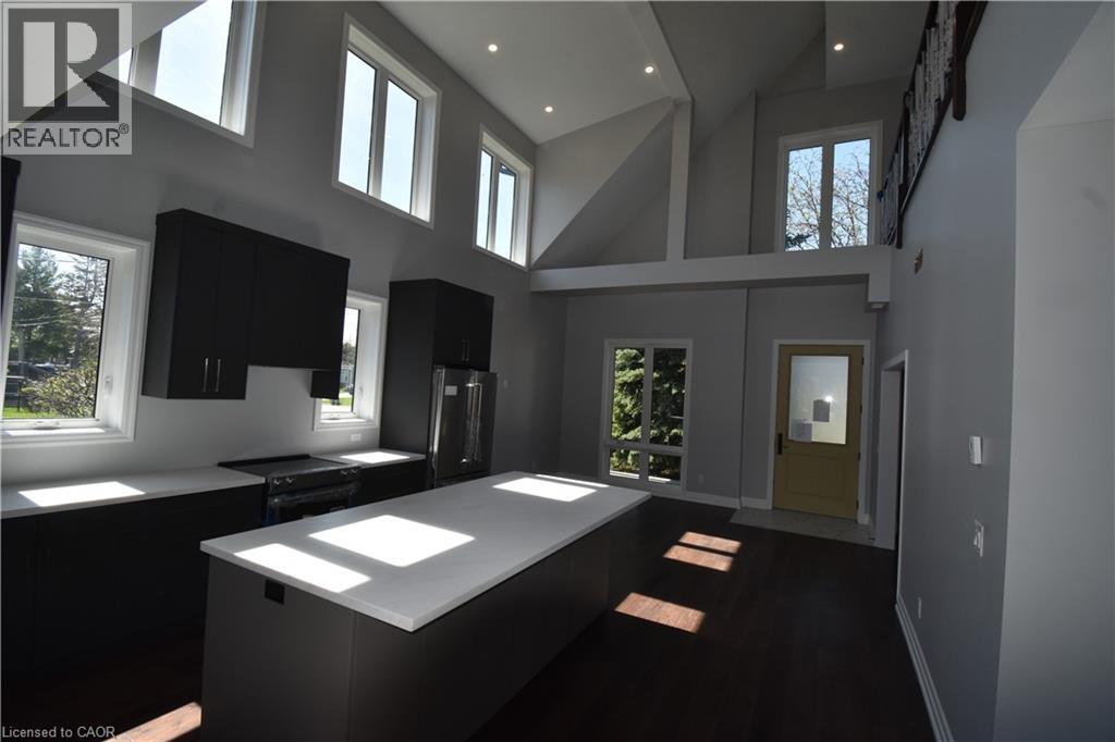 1294 CORIC Avenue Unit# 1, Burlington, Ontario, L7R3S3 — Photo 4