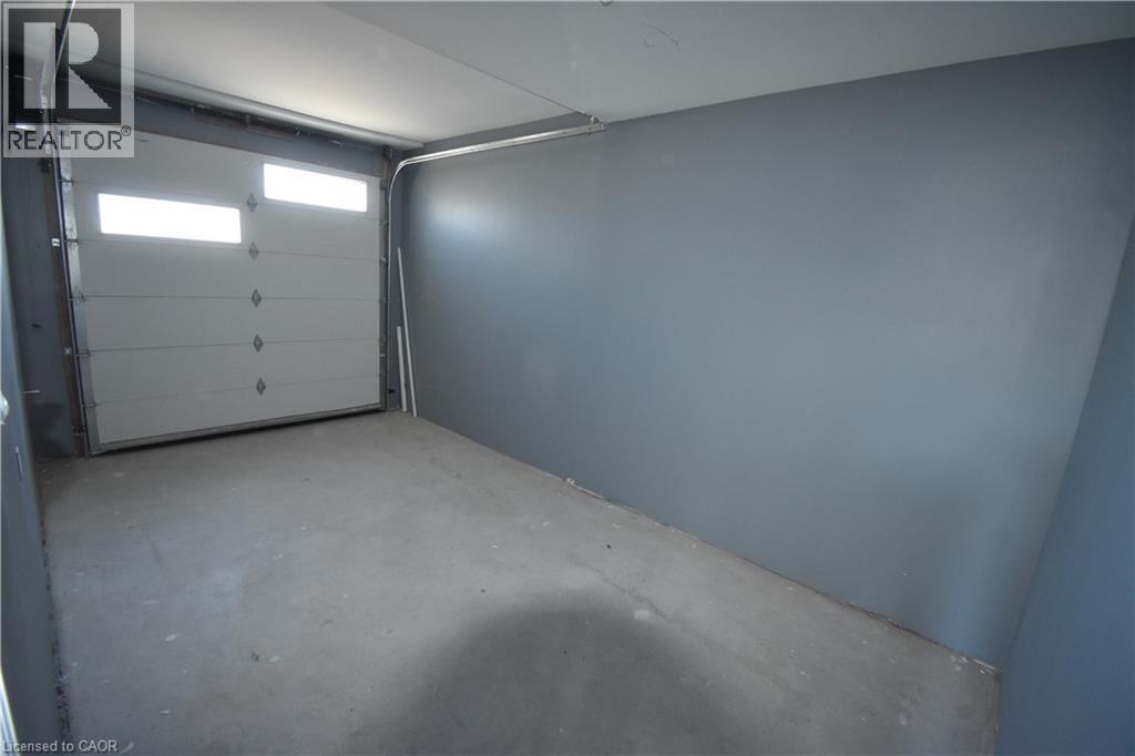 1294 CORIC Avenue Unit# 1, Burlington, Ontario, L7R3S3 — Photo 41
