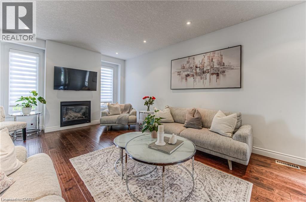 26 SPRING CREEK Street, Kitchener, Ontario, N2A0G3 — Photo 6