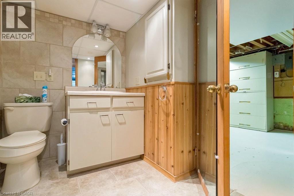 157 LONGWOOD Road N, Hamilton, Ontario, L8S3V8 — Photo 17